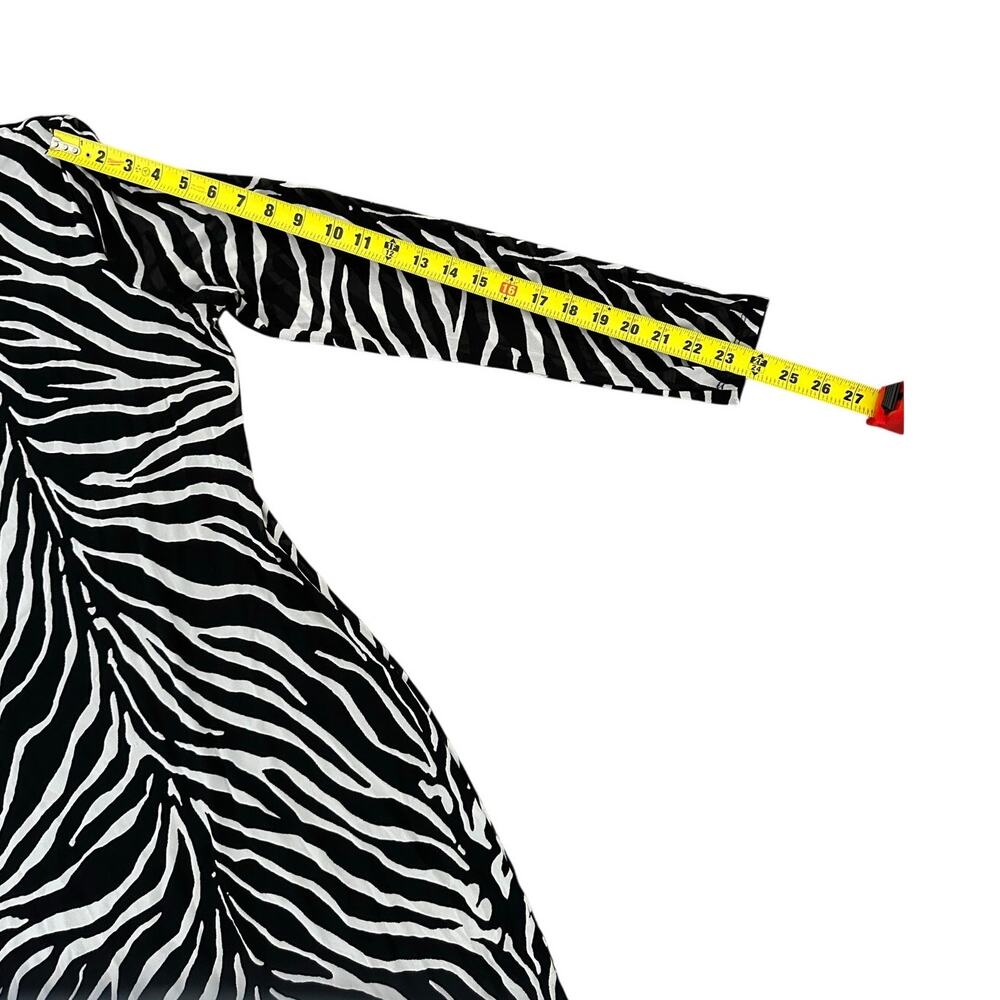 Bar III
Women's Zebra-Print Mock Neck Midi Dress size large - Picture 7 of 11